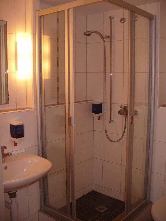 Gastro Bahnhof Post Kreuzlingen Ag Buitenkant foto